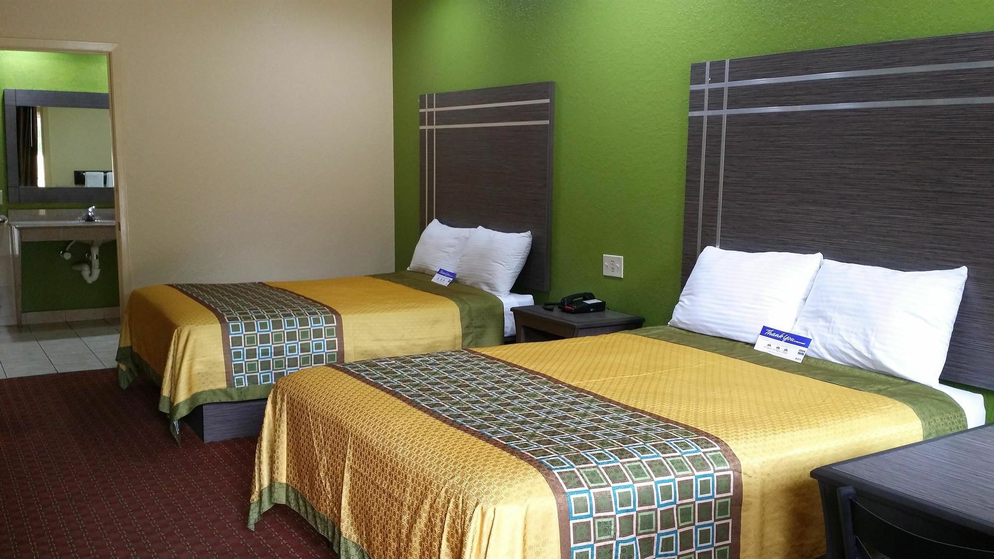 Americas Best Value Inn & Suites Northeast Houston Exterior photo